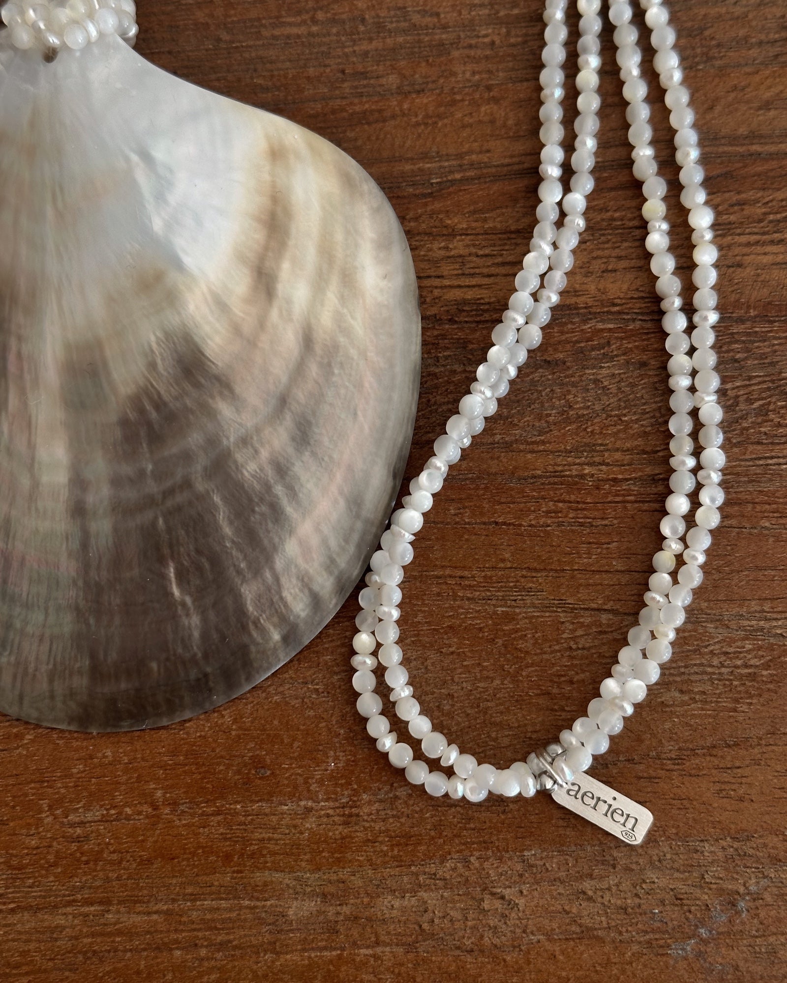 NAIA NECKLACE